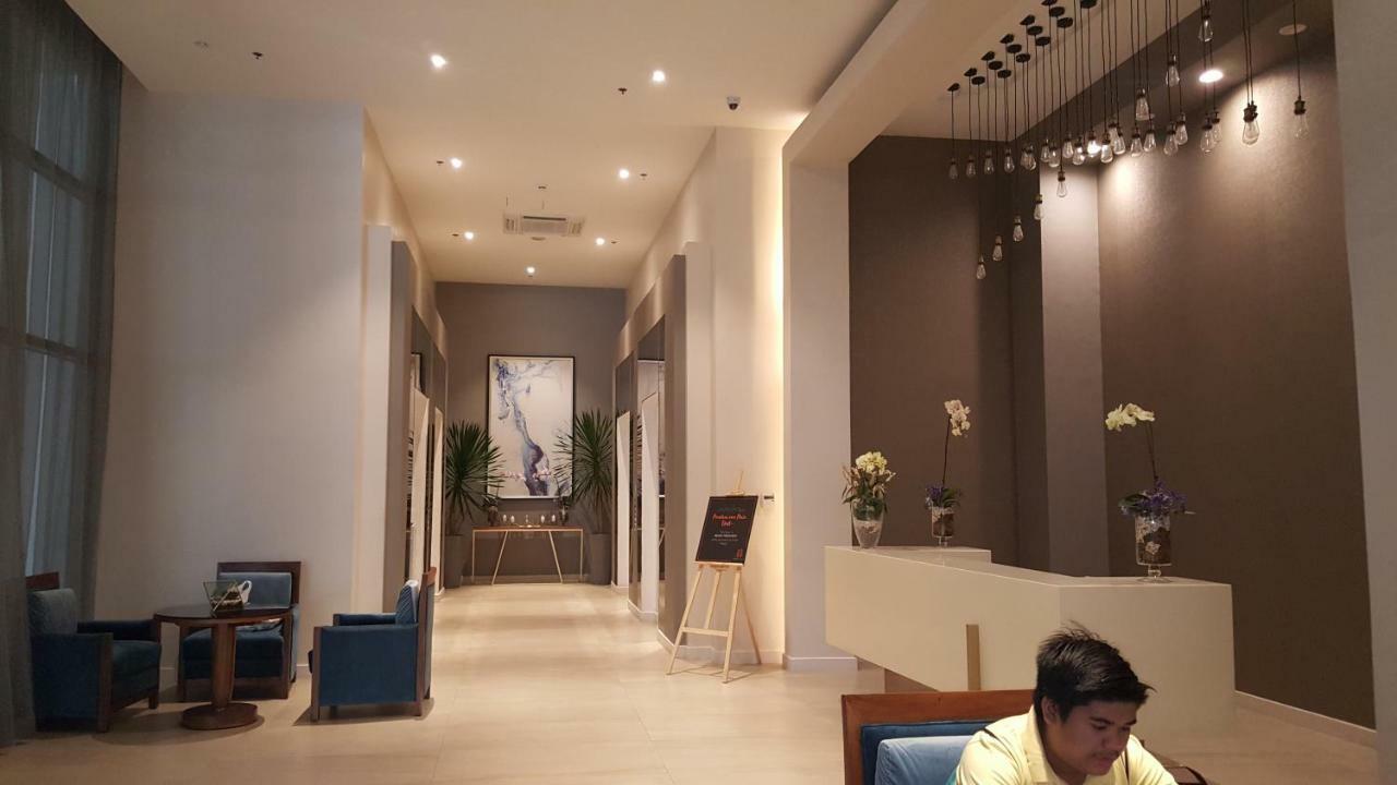Khalil's Horizons 101 Type Apartment